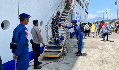 Polres-Flores-Timur-Pastikan-Pengamanan-KM-Lambelu-Berjalan-Aman-dan-Lancar