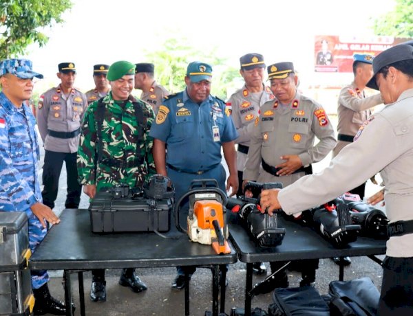 Gelar Apel dan Pengecekan Peralatan, Polres Flotim Siap Hadapi Potensi Bencana Hidrometeorologi