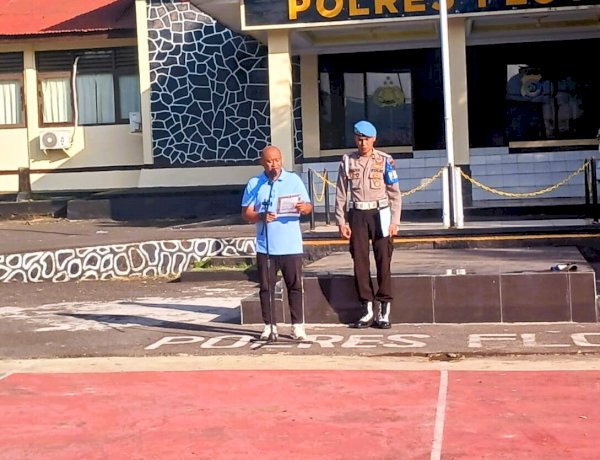 Kasi Humas Polres Flotim Tekankan Literasi Digital & Etika Siber Saat Apel Pagi
