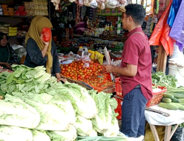 Satgas Pangan Flotim Bergerak, Pedagang Diingatkan Patuhi HET Jelang Hari Besar