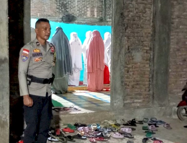 Ibadah Tenang, Pengamanan Maksimal Polsek Titehena di Desa Adabang