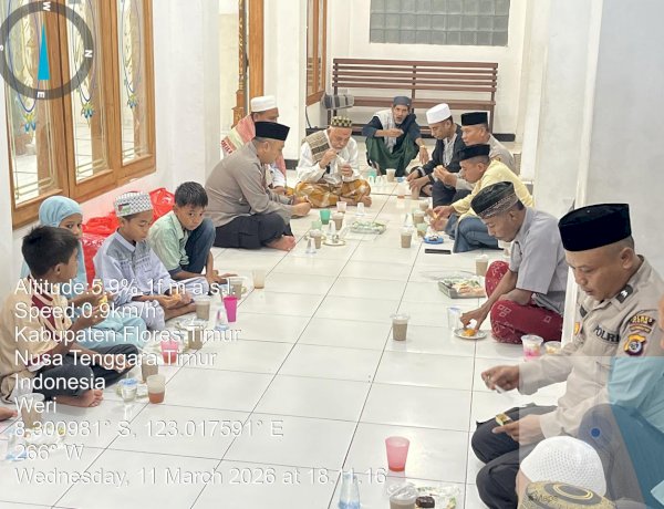 Kapolres Flores Timur Buka Puasa Bersama Anak Yatim di Masjid Al-Amin Weri