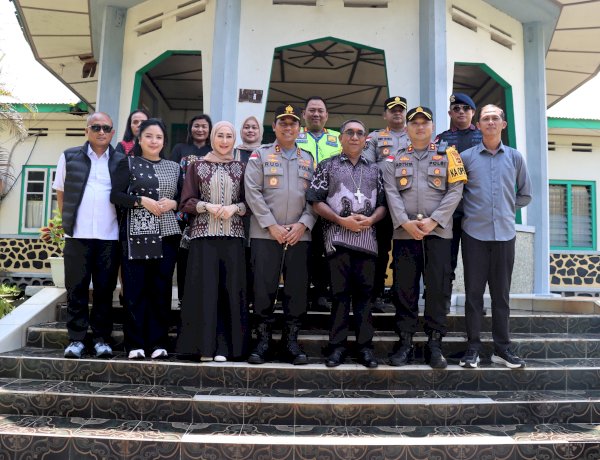 Polda NTT Penuh Kasih: Rajut Harmoni Kultural di Keuskupan Larantuka demi Kondusifitas Flotim