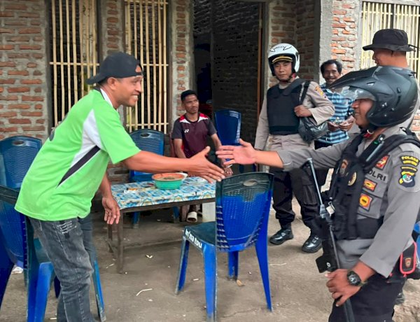 Jaga Kondusivitas, TNI-Polri Intensifkan Patroli Humanis di Dusun Lewonara