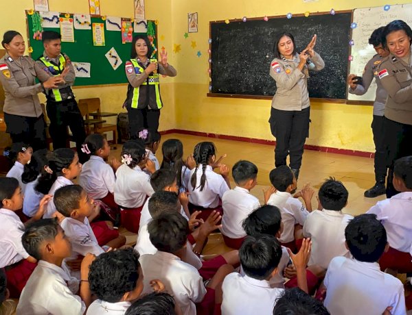 Tak Hanya Trauma Healing, Polwan Polres Flores Timur Juga Berikan Terapi USEFT