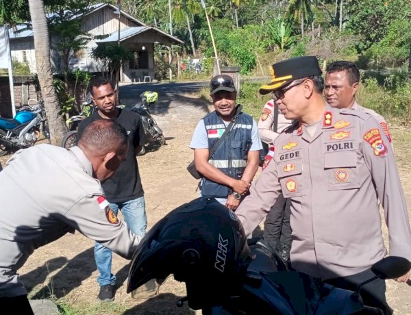 Kunjungi Polsek Adonara, Kapolres Flores Timur Cek Progres Pembangunan Asrama