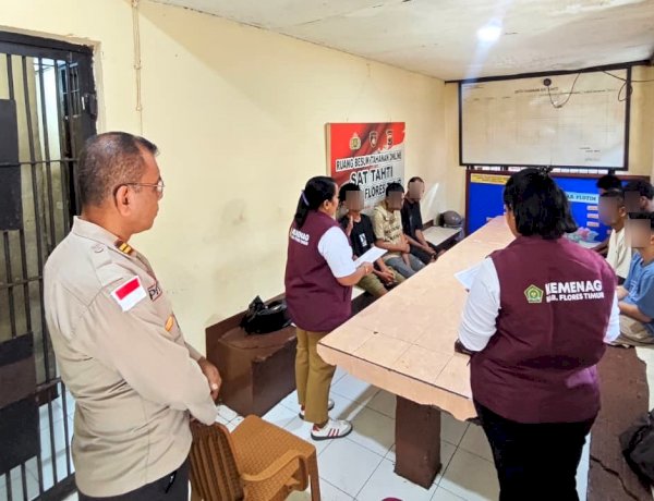 Polres Flores Timur Bersama Kemenag Berikan Siraman Rohani kepada Tahanan