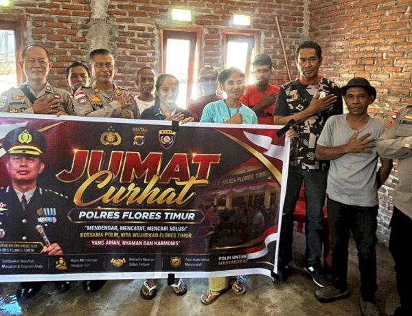 Wakapolres Flotim Gelar Jumat Curhat di Mudakeputu, Perkuat Kedekatan dengan Masyarakat