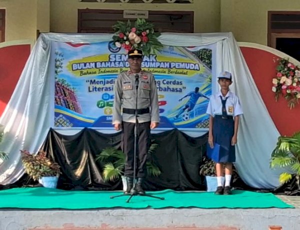 Selaku Inspektur Upacara, KBO Satbinmas Bekali Pelajar Pesan Kamtibmas