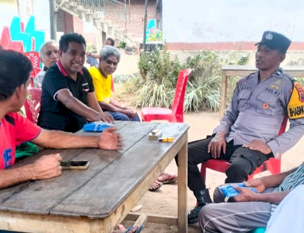 Bhabinkamtibmas Sambangi Warga Gelong, Ajak Bersama Menjaga Kedamaian Desa