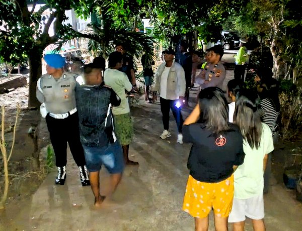 Gelar Patroli Dialogis Malam Hari, Polres Flores Timur Jaga Larantuka Tetap Kondusif