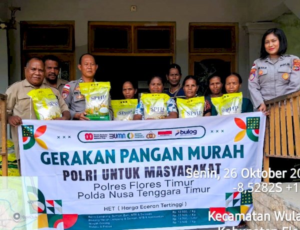 Polres Flores Timur Salurkan 2 Ton Beras SPHP melalui Gerakan Pangan Murah di Desa Boru