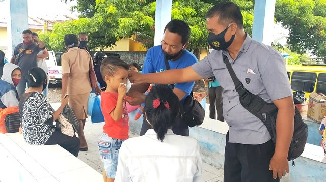 Tak Hanya Orang Dewasa, Satgas Aman Nusa II Juga Sasar Anak – Anak Yang Tidak Menggunakan Masker