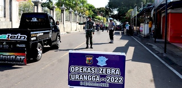 Dukung Operasi Zebra, Tim Gabungan TNI-Polri-Dispenda dan Dishub Gelar Operasi