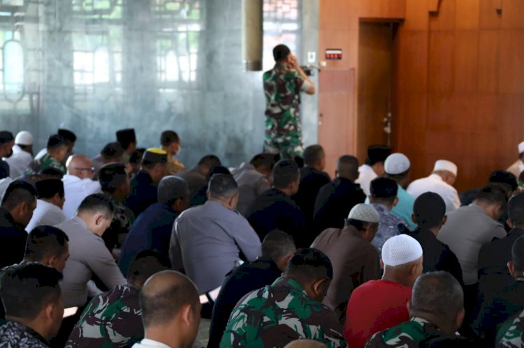 Cara TNI-Polri Amankan Delegasi dan Tamu KTT G20 saat Beribadah