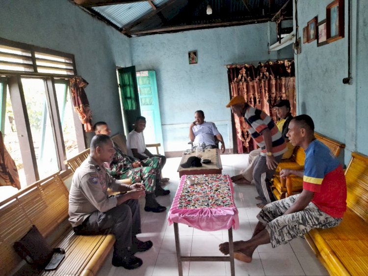 Bhabinkamtibmas Himbau Semua warga masyarakat Ikut Berpartisipasi Bersama TNI POLRI Ciptakan Situasi Keamanan Dan Ketertiban Menjelang Pemilihan Umum 2024