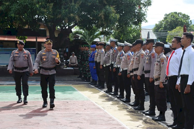Polres Flores Timur Menggelar Gelar Pasukan Dalam Rangka Operasi Semana Santa Turangga 2024