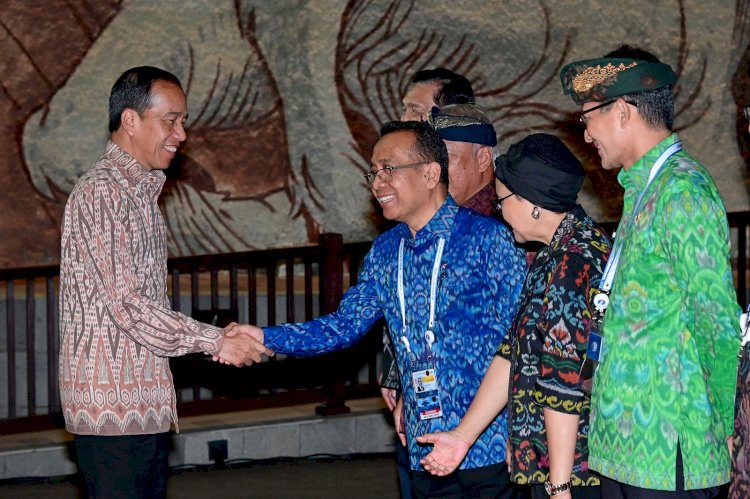 *Presiden Jokowi Jamu Santap Malam Para Pemimpin dan Delegasi KTT WWF Ke-10 di GWK*