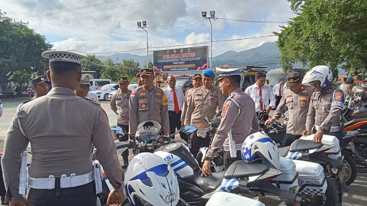 Kapolres Flotim Cek Kondisi Senpi dan Ranmor Dinas Polres Flores Timur.