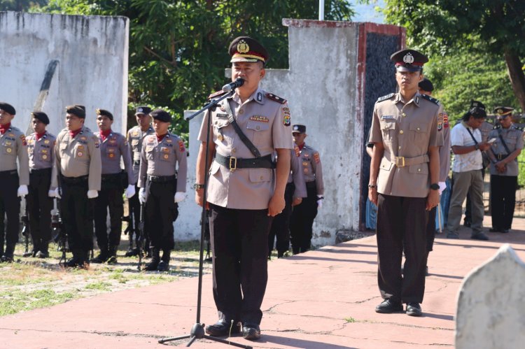 Ziarah Rombongan Dan Tabur Bunga Dalam Rangka Hari Bhayangkara Ke-78 Tahun 2024 Polres Flores Timur