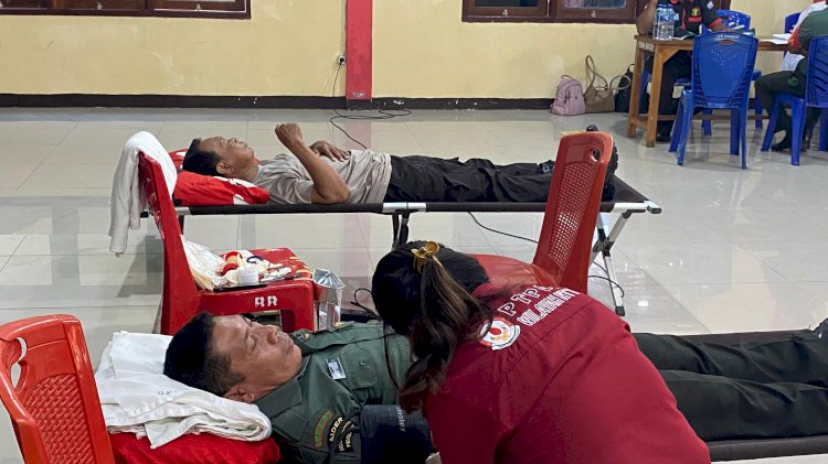 Polres Flotim adakan Bakti kesehatan donor darah dalam rangka hari Bhayangkara ke 78 tahun 2024.