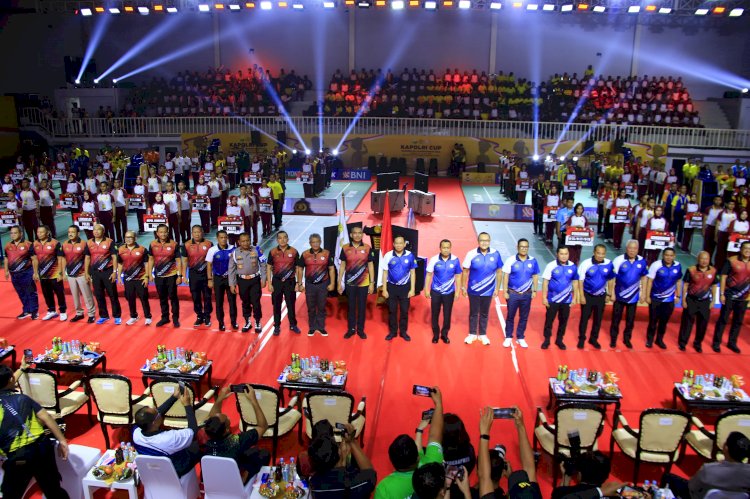 *Kapolri Cup Badminton Championship 2024 Dibuka, Seribu Lebih Peserta Ikut Bertanding*