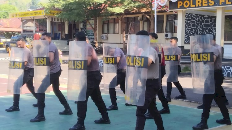 Polres Flotim Rutin Laksanakan Latihan Dalmas persiapan Pilkada Serentak 2024.