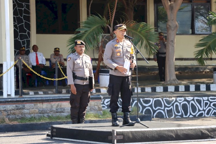 Polres Flotim laksanakan Apel Gelar Pasukan Operasi Mantap Praja Turangga 2024 dalam rangka Pengamanan Pilkada Kab. Flotim 2024.