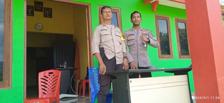 Pengamanan Kantor  KPU Flotim oleh Personil Polres Flotim Dalam Operasi Mantap Praja Tahapan  Pilkada serentak 2024.