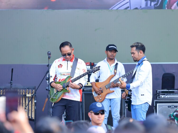 Panglima dan Kapolri Kompak Hadiri Pesta Rakyat HUT TNI di Monas