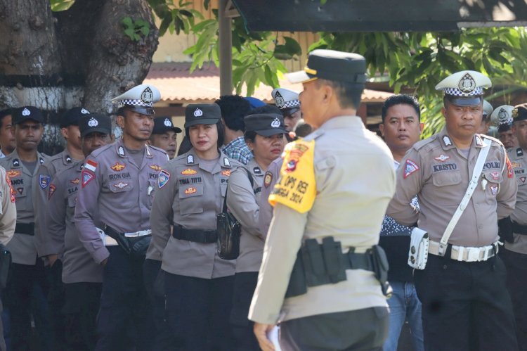 Apel Persiapan Hari ke Tujuh Pengamanan Kampanye Pilkada Serentak 2024 di Kabupaten Flores Timur.