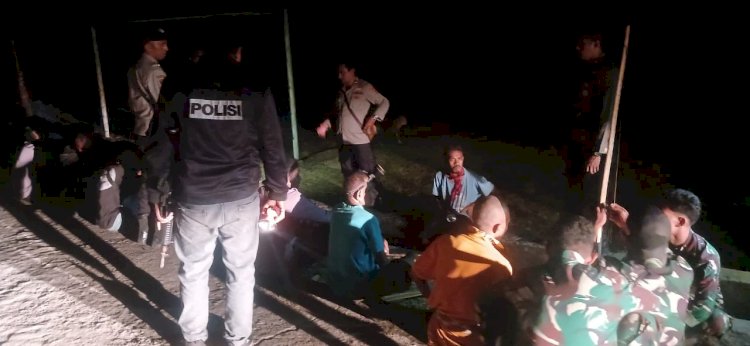 Jaga Situasi Kondusif, Tim Gabungan Polres Flotim dan Koramil 1624-02/Adonara Lakukan Patroli Malam