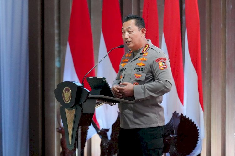 Kapolri Isi Materi Pemberantasan Korupsi di Retreat Kabinet Merah Putih