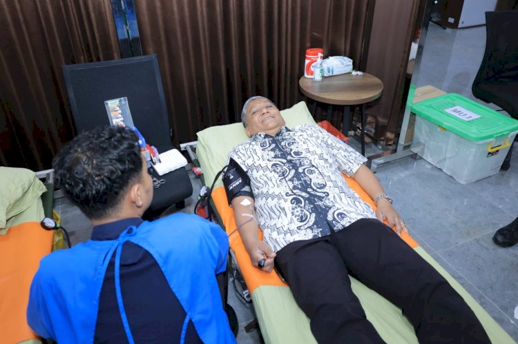 Hari Jadi Humas Polri Ke-73, Divhumas Polri Gelar Donor Darah Bersama Media.