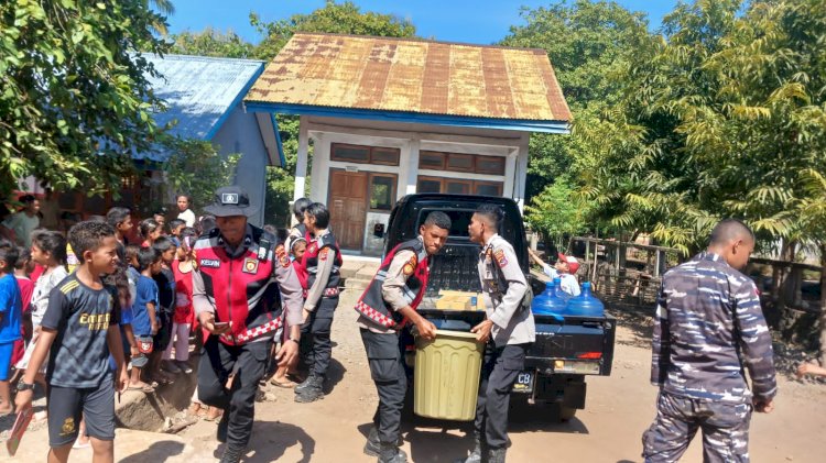 Polres Flotim : Bantuan Kemanusiaan Erupsi Gunung Lewotobi di Posko Lewolaga