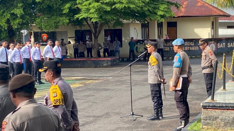 Sebagai Bentuk Pengawasan Terhadap Anggota, Kapolres Flotim Berikan Arahan Di Apel Rutin Mingguan.