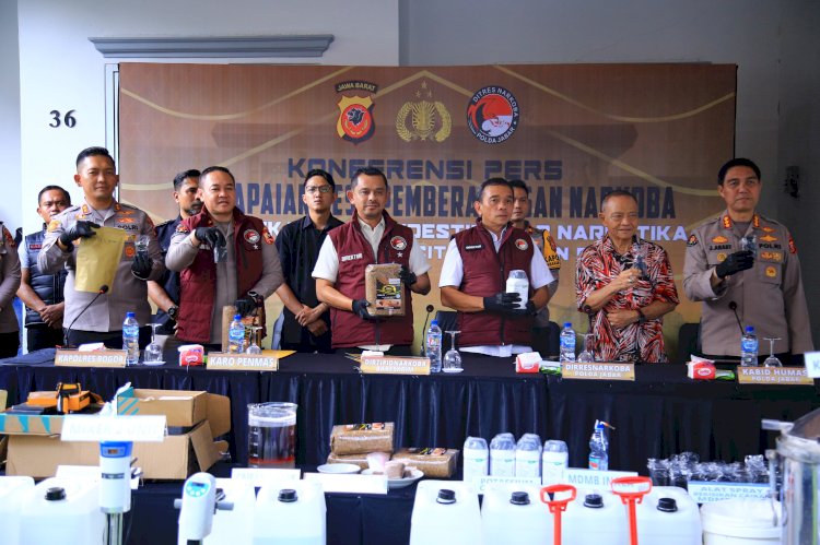 Polri Ungkap Laboratorium Clandestine Narkoba Terbesar di Jawa Barat, 5 Juta Jiwa Diselamatkan