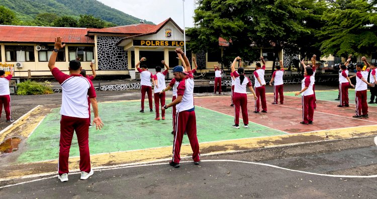 Jaga Kesehatan, Polres Flores Timur Laksanakan Olahraga