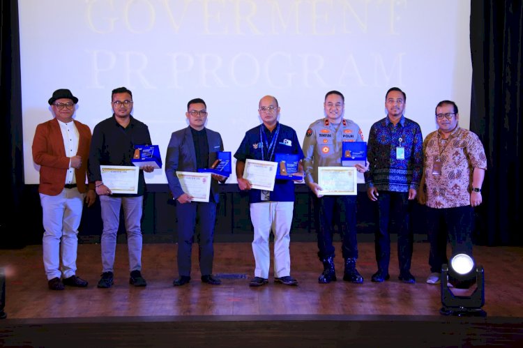 Divhumas Polri Raih Gold Winner Kategori Keterbukaan Informasi di Makaravox UI PR Awards 2025