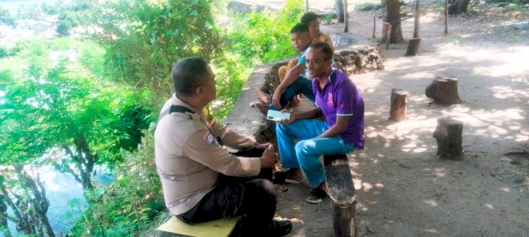 Bhabinkamtibmas Desa Lemanu Ajak Warga Waspadai TPPO dan Cegah Aksi Premanisme