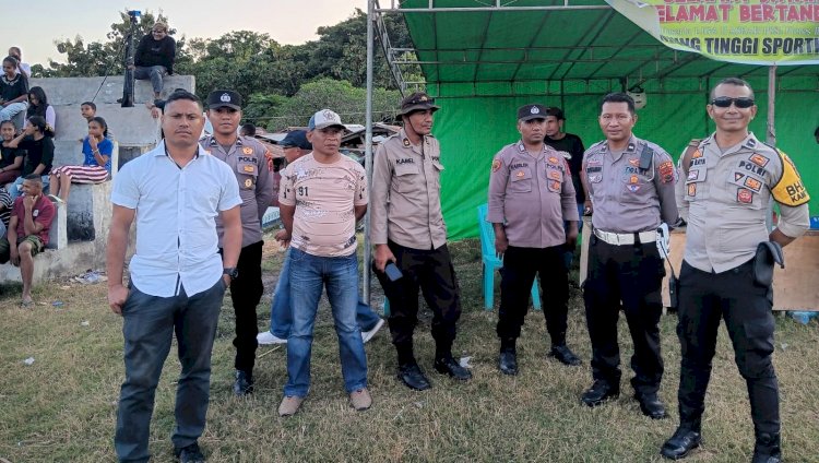 Jaga Situasi kondusif, Polres Flores Timur Terjunkan Personelnya Amankan Kompetisi Sepak Bola Liga 2 ASKAB 2025