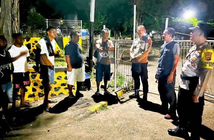 Bukan Sekadar Lewat, Patroli Polres Flotim Ajak Warga Jaga Keamanan dan Cegah Adanya Aksi Premanisme