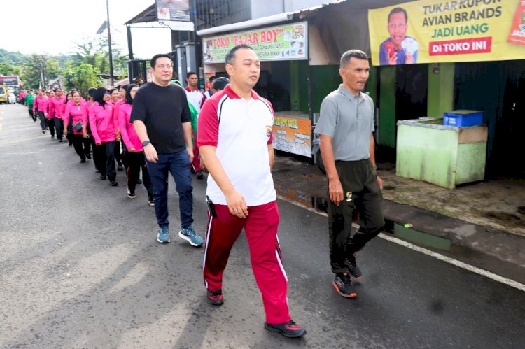 Meriahkan Hari Bhayangkara ke-79, Polres Flores Timur Gelar Jalan Santai dan Olahraga Bersama