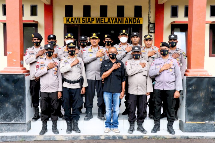 Kapolda NTT Tinjau Polsek Wulanggitang dan Pos Pengamatan Gunung Lewotobi, Serahkan Bantuan kepada Personel