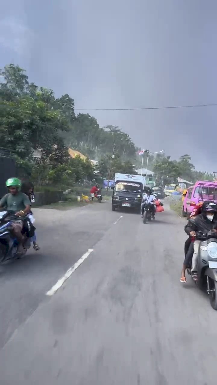 Tim Medis Polda NTT Tetap Siaga di Tengah Erupsi Gunung Lewotobi