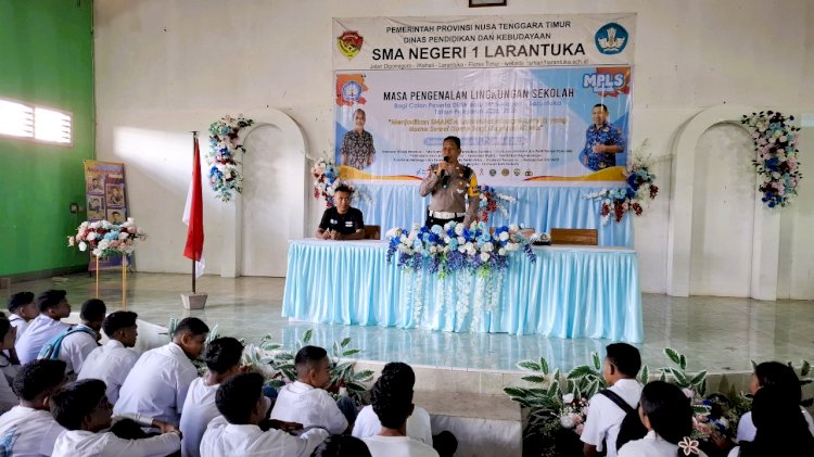 Satlantas Polres Flotim Sosialisasikan Tertib Lalu Lintas dan Cegah Kenakalan Remaja di SMA N 1 Larantuka