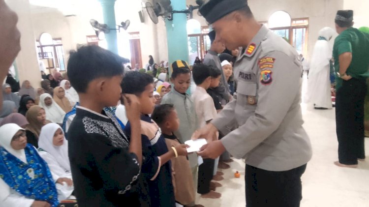 Pererat Silaturahmi, Polres Flotim Hadiri Maulid Nabi Bersama Warga Ekasapta