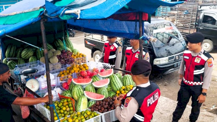 Dukung Keamanan Ekonomi Lokal, Sat Samapta Polres Flotim Gelar Patroli di Area UMKM Larantuka