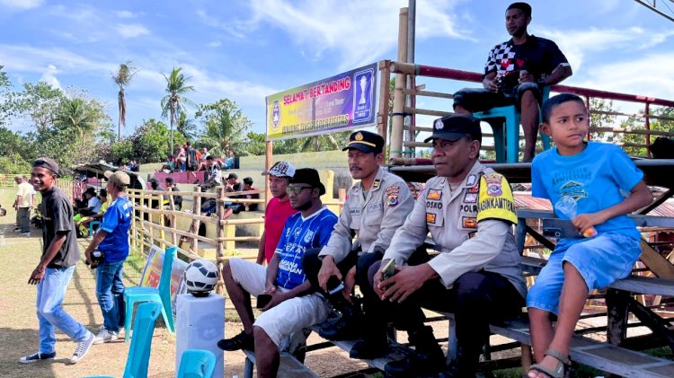 Polres Flores Timur Amankan Pertandingan Liga 1 Askab PSSI di Lapangan Gawerato