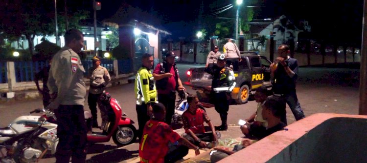 Polres Flotim Terus Gencarkan Patroli Malam, Fokus Cegah Gangguan Kamtibmas